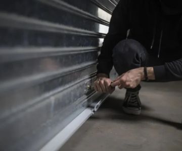 How to Protect Your Garage Door From Common Burglary Techniques