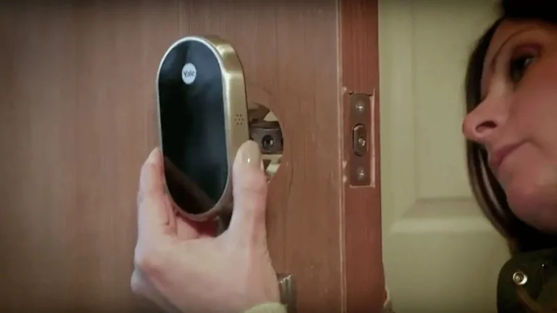 The Importance of Installing a Smart Lock on Your Back Door – Home Security Guide