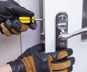 The Risks of Using Cheap Locksmith Services