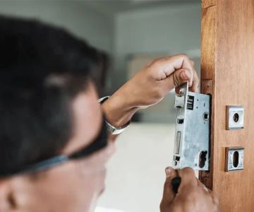 Why Cheap Locksmith Services Can Be Risky for U.S. Consumers