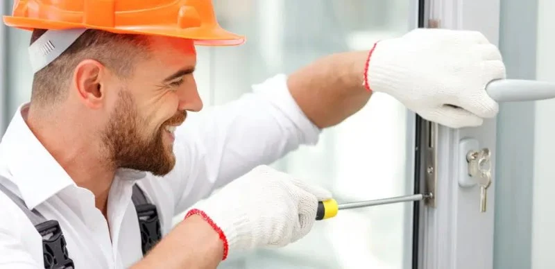 Locksmith Tips: How to Avoid Lock Malfunctions in Extreme Weather