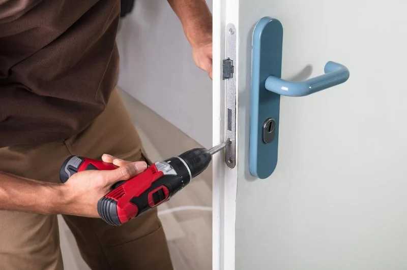 How to Choose the Right Locksmith for High-Security Lock Installation