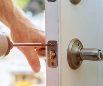 How to Choose the Right Locksmith for Your Lock Repair Needs