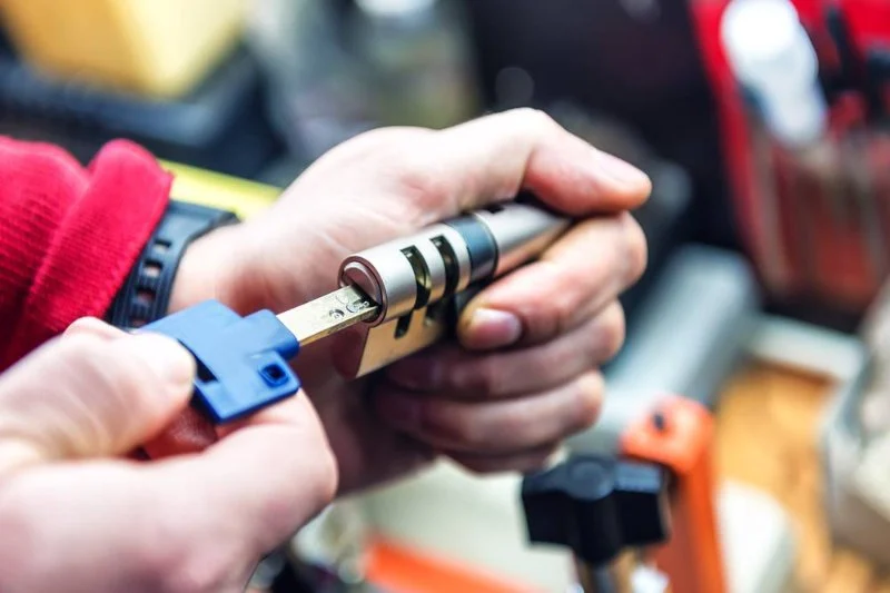 The Risks of Using Cheap Locksmith Services: Why You Should Be Cautious