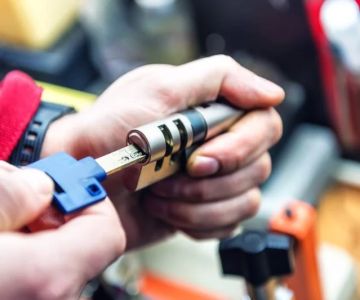 The Risks of Using Cheap Locksmith Services: Why You Should Be Cautious