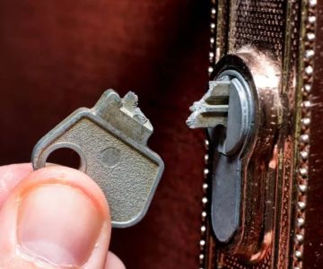 How to Handle a Broken Key: Locksmith Solutions