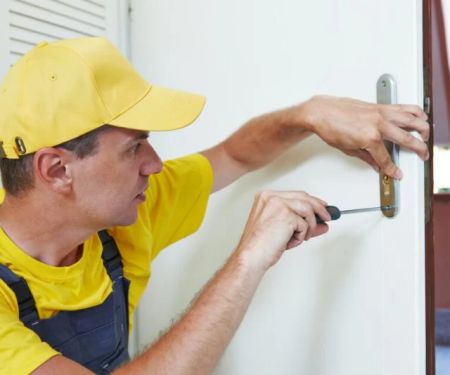 How to Protect Your Home from Lock Scams: Locksmith Tips