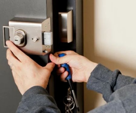 The Role of Locksmiths in Modern Home Security Systems