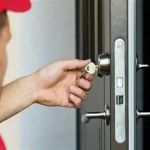 What to Expect When Calling a 24 Hour Locksmith Near Me