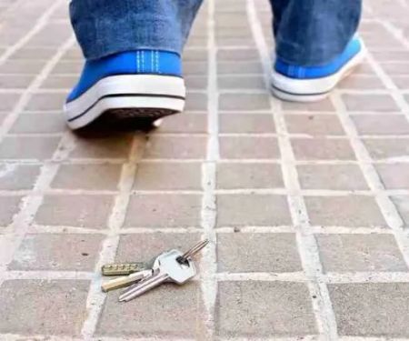 What to Do If Your House Key Is Stolen and You Feel Unsafe