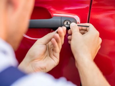 What Is Included in Emergency Locksmith Services for Homes and Cars
