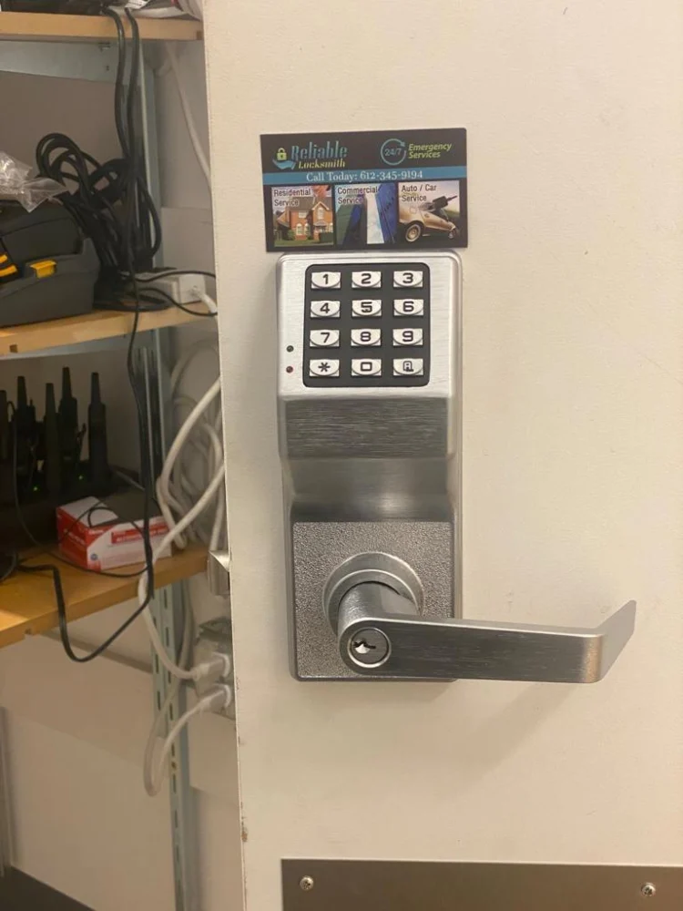 Mobile Locksmith Near Me in Saint Paul MN for Lockout Services — Fast & Reliable Help