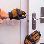 What Is the Difference Between Residential and Commercial Locksmith Near Me