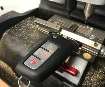 Mobile Locksmith Near Me in Oakland CA for Car Key Programming | Locksmith Finder