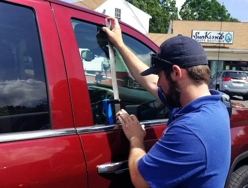 Car Lockout Service Near Me: Factors Affecting Pricing | Locksmith Finder