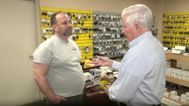 How to Tell If Your Locksmith Is Legitimate in the US — Expert Tips