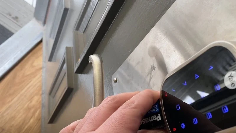 What to Do If Your Smart Lock Battery Dies and You Are Locked Out