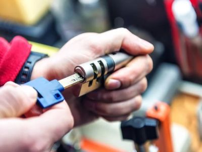 How to Save Money on Locksmith Services Without Risking Quality