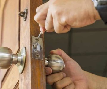 How to Choose a Licensed Locksmith in the US: Complete Beginner’s Guide