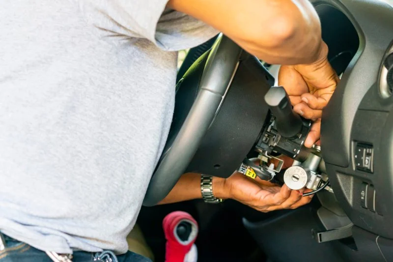 Is It Better to Call a Locksmith Near Me or Use Roadside Assistance?