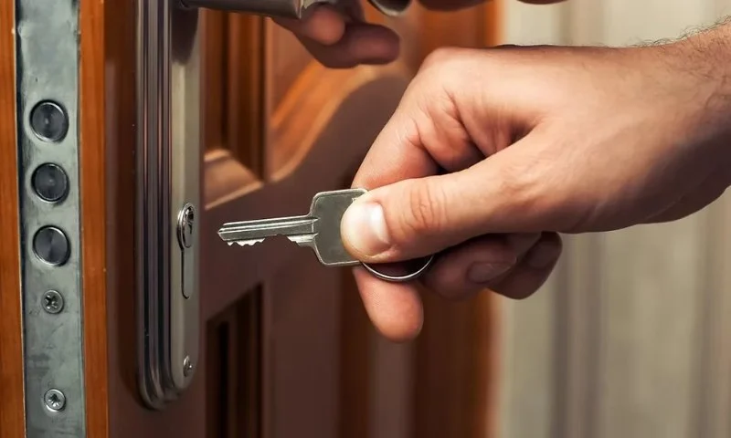 How to Choose a Licensed Locksmith in the US Safely and Confidently