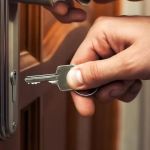How to Choose a Licensed Locksmith in the US Safely and Confidently