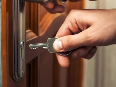 How to Choose a Licensed Locksmith in the US Safely and Confidently