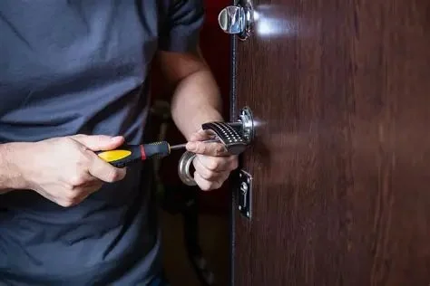 Is It Legal for a Locksmith Near Me to Unlock Any Door?